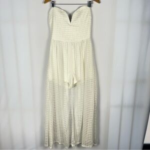 Venus: White Lace Romper